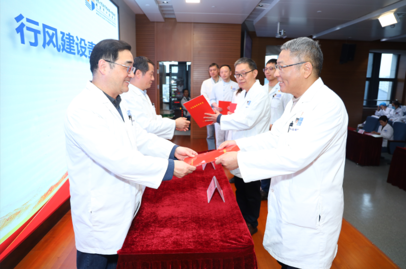 52f33282310291594ddd7d61e5bb7dd8.png 52f33282310291594ddd7d61e5bb7dd8.png